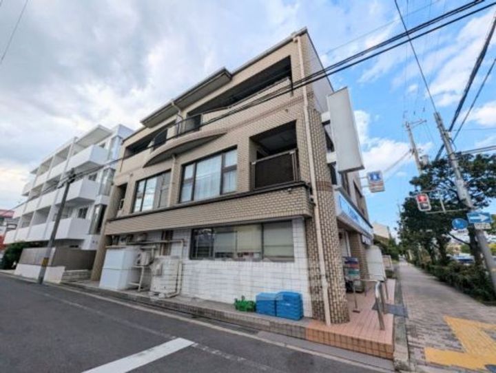 アーバンハイツ大住の外観