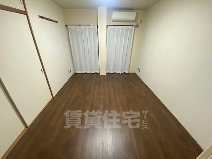 リベラル相川の居間