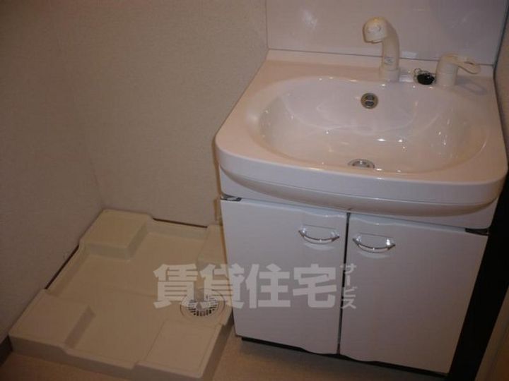 大阪府堺市西区鳳西町2丁の賃貸アパートの内装