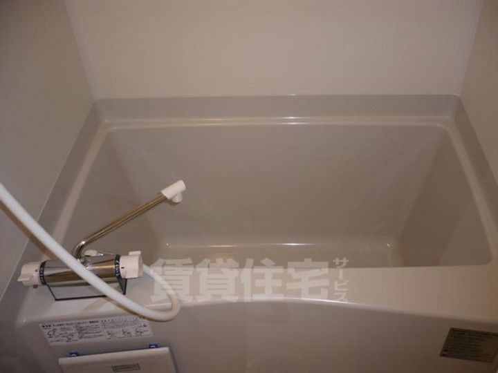 大阪府堺市西区鳳西町2丁の賃貸アパートの風呂