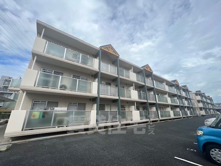 雅マンション108の外観