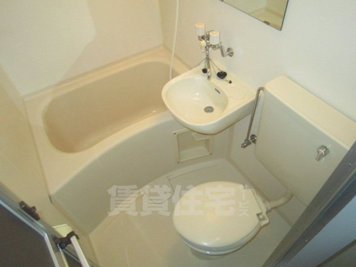 カプア鳳東の風呂