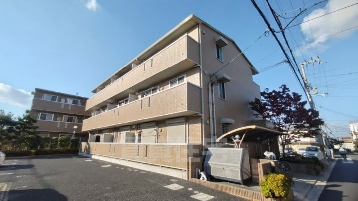 大阪府堺市西区鳳中町7丁の賃貸アパートの外観
