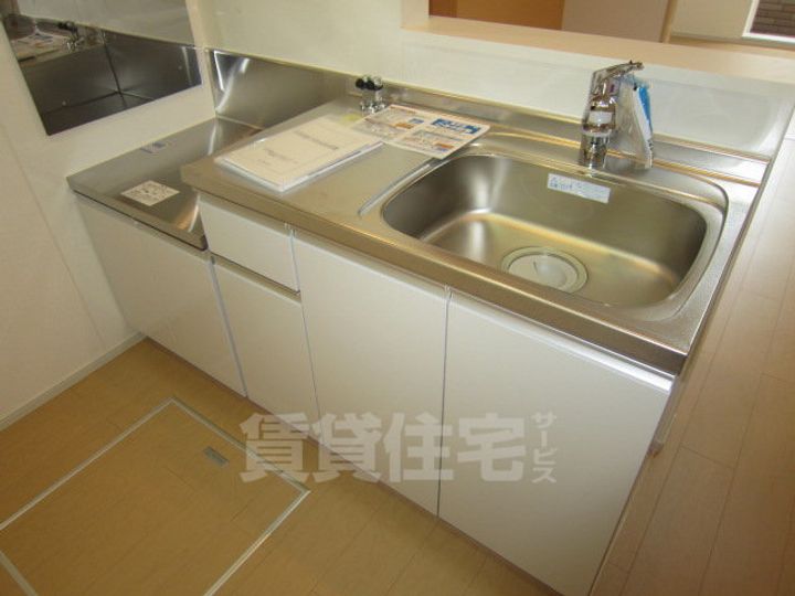 大阪府高石市西取石5丁目の賃貸アパートのキッチン