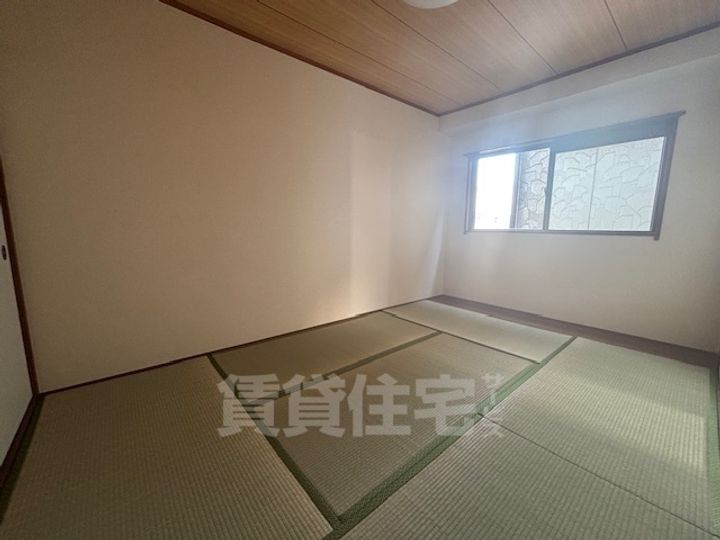 クレスト大津2の寝室