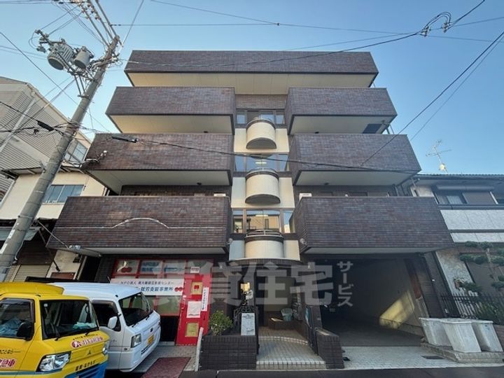 クレスト大津2の外観