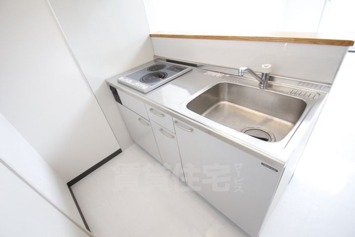 大阪府堺市堺区南瓦町の賃貸マンションのキッチン