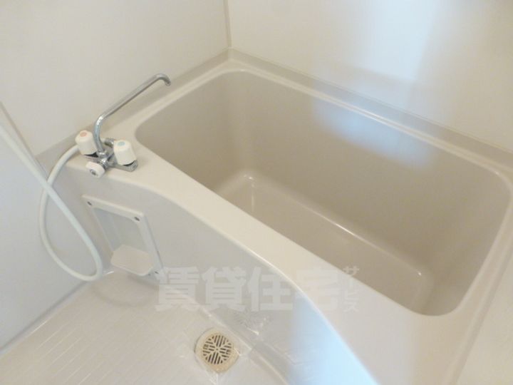 大阪府堺市堺区戎之町西1丁の賃貸マンションの風呂