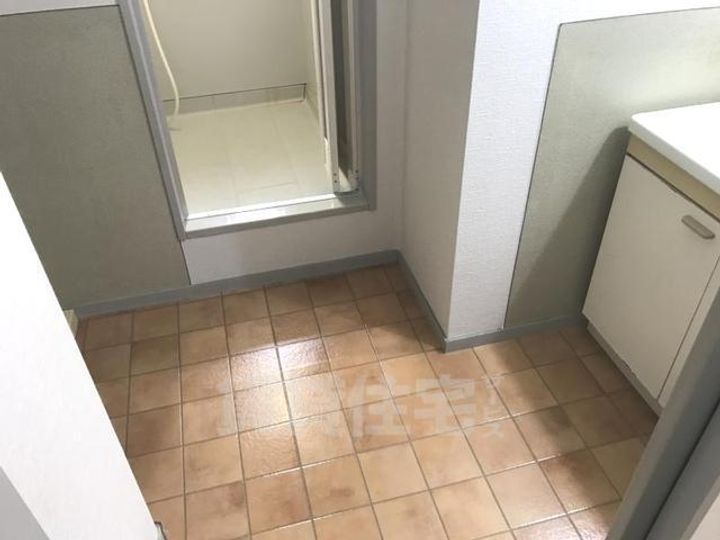 WING壱番館の内装