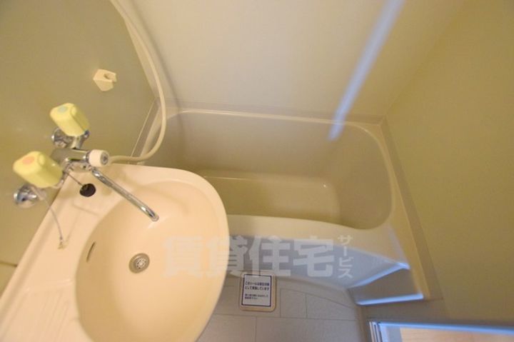 メゾンクレールS B棟の風呂