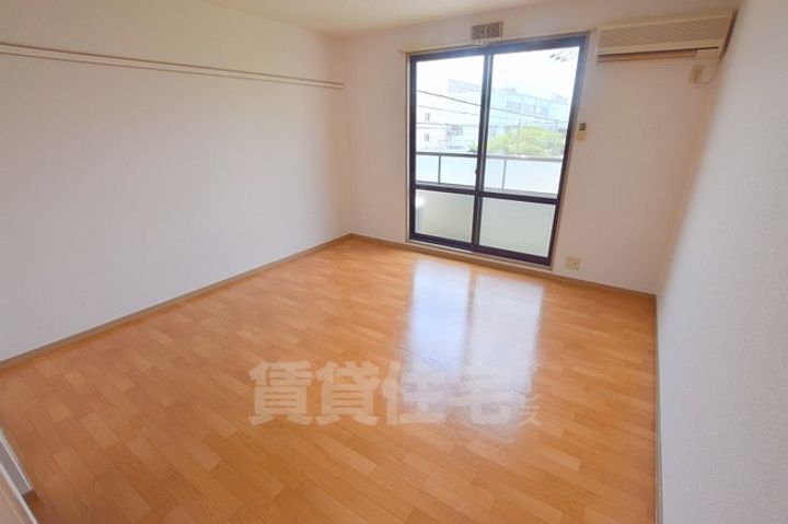 メゾンクレールS B棟の居間