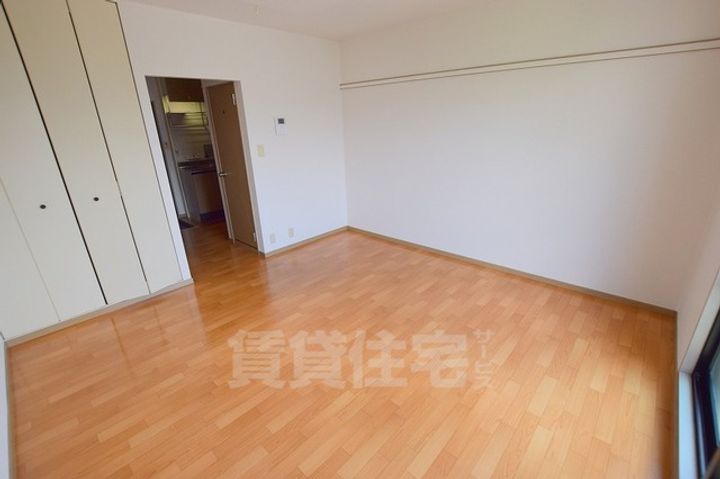 メゾンクレールS B棟の寝室