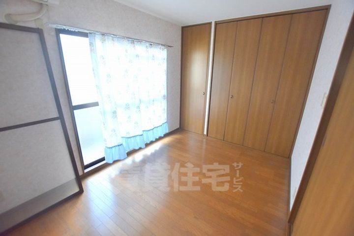 コア千代鶴の居間