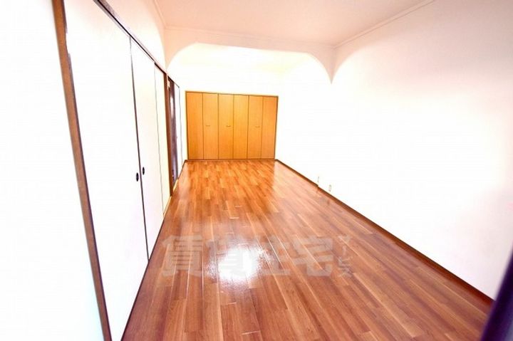 ヴェルドール藤井寺の居間