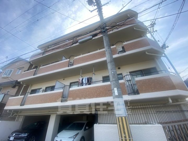 大阪府豊中市中桜塚5丁目の賃貸マンションの外観