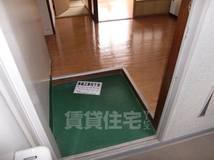 大阪府豊中市山ノ上町(マンション)の賃貸物件の玄関