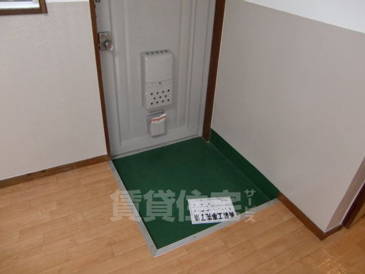大阪府豊中市山ノ上町(マンション)の賃貸物件の玄関