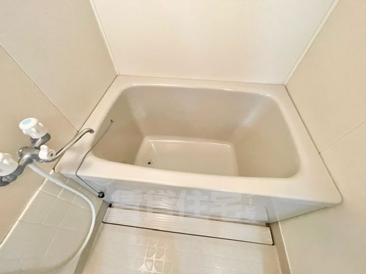 大阪府茨木市玉櫛2丁目の賃貸マンションの風呂
