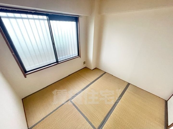 大阪府茨木市玉櫛2丁目の賃貸マンションの内装