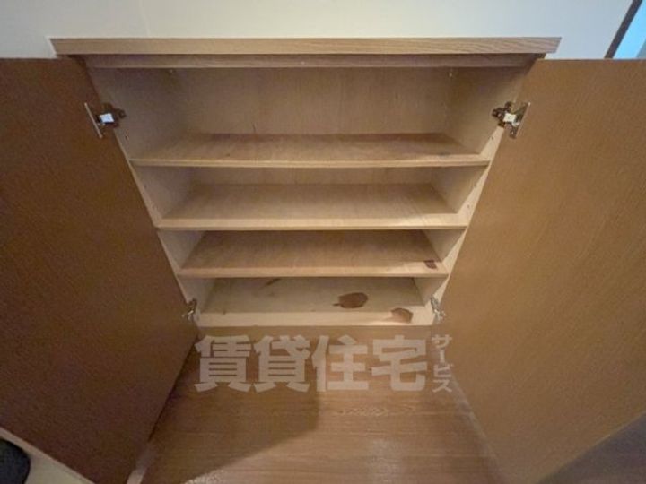京都府京都市右京区鳴滝音戸山町の賃貸マンションの内装