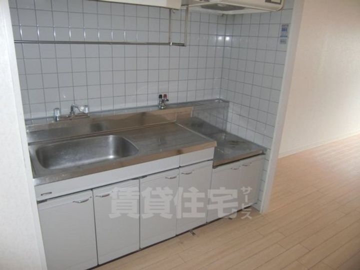 京都府京都市西京区大枝沓掛町の賃貸マンションのキッチン