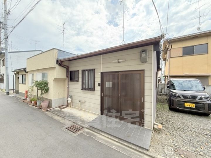 京都府京都市伏見区深草相深町(一戸建)の賃貸物件の外観