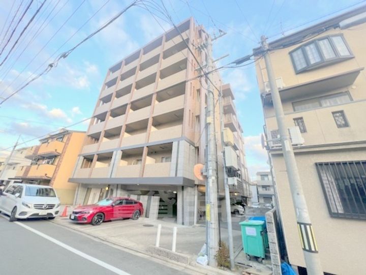 ベルドミール洛南の外観