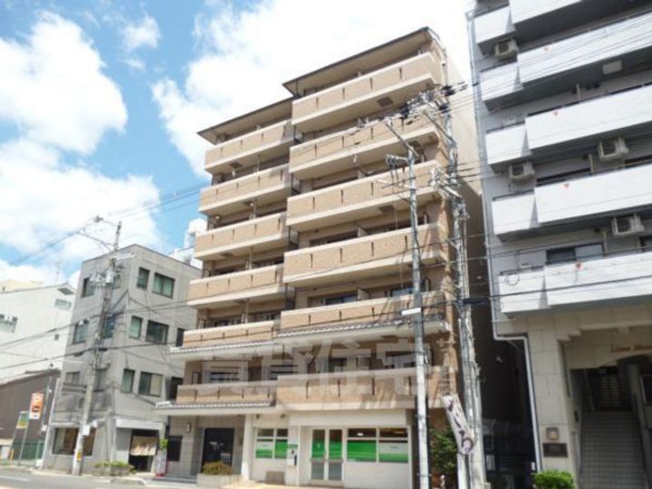 レジュールアッシュ清水の外観