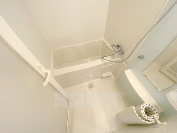 プレサンスNEO京都烏丸の風呂