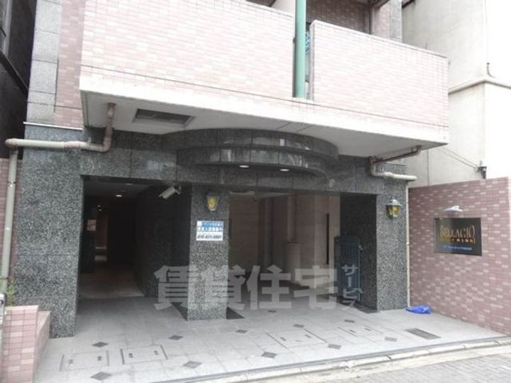 ベラジオ四条堀川の玄関