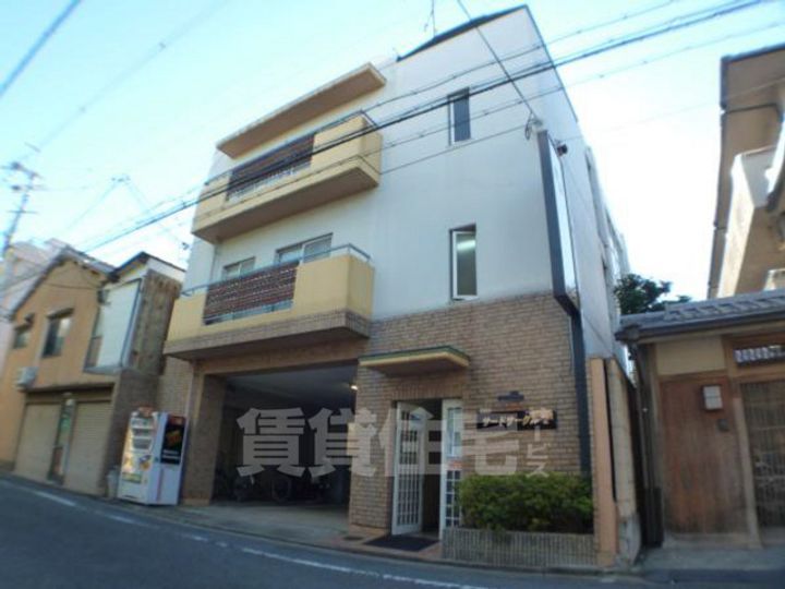 サードサークル2の外観