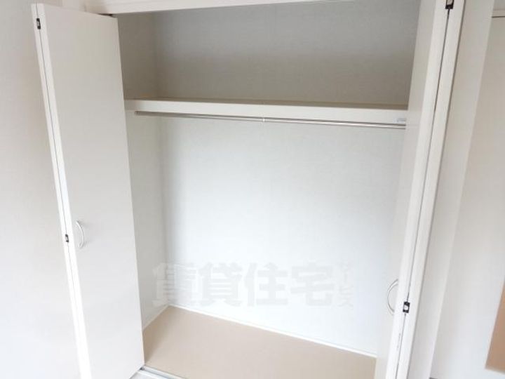 大阪府大阪市住吉区山之内3丁目の賃貸マンションの内装