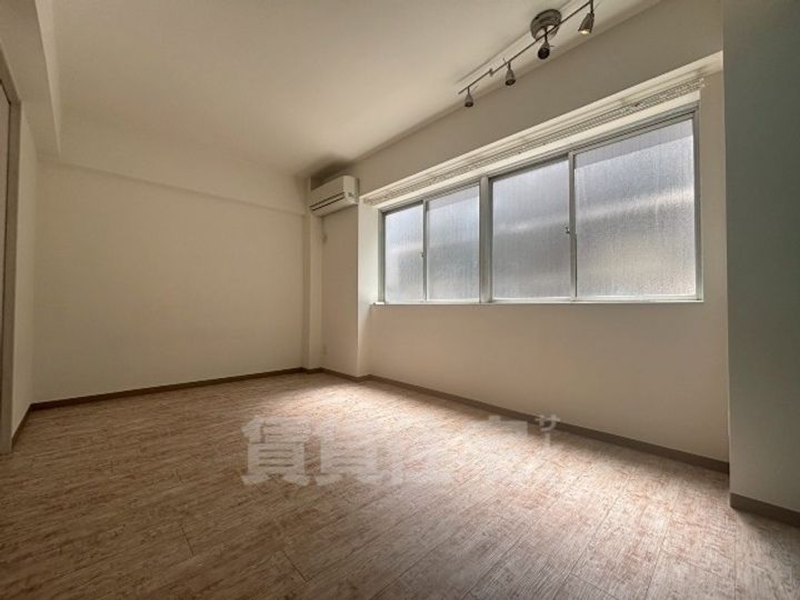 スタービルの居間