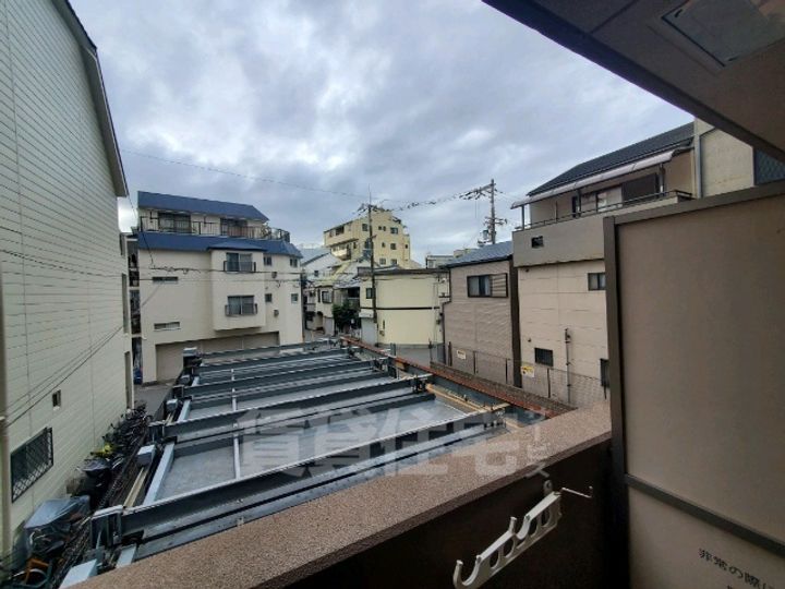 ディナスティ十三東205の周辺