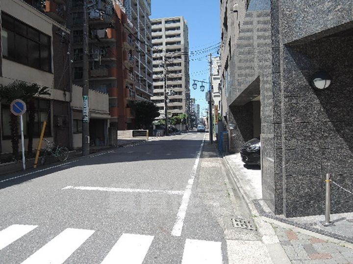 アビタシオン葵の周辺