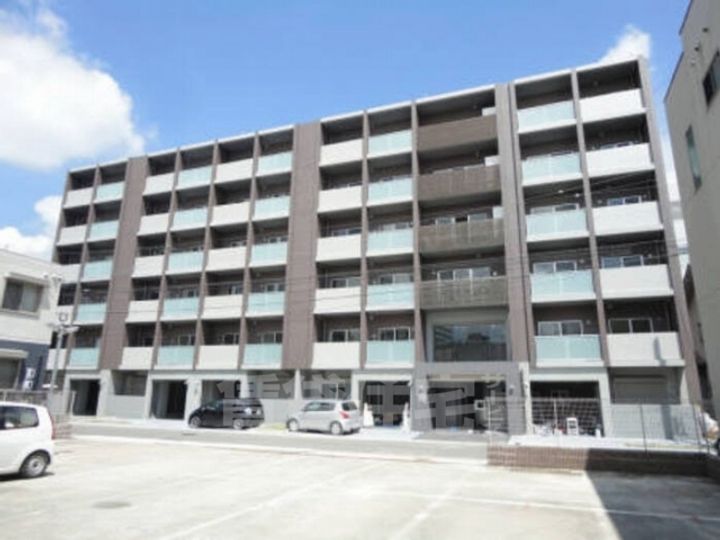 TRI-STAGE (トライステージ)の外観