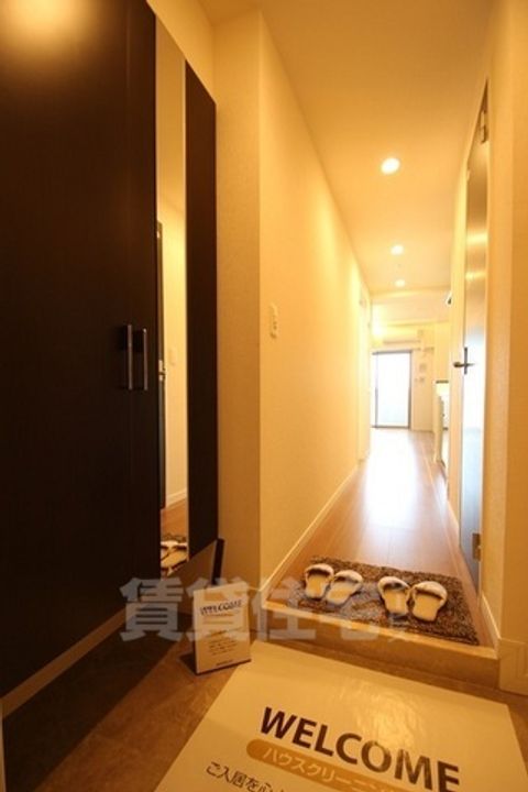 御幸レジデンス丸の内の玄関