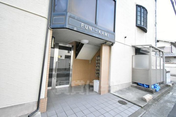 FAN FAN KAMIの玄関