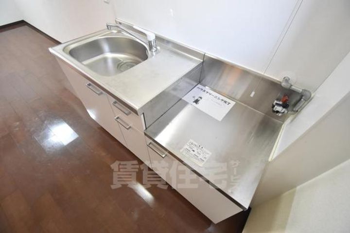 大阪府茨木市舟木町の賃貸マンションのキッチン