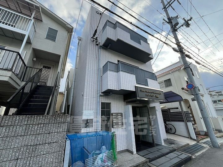 クリアメモリーの外観