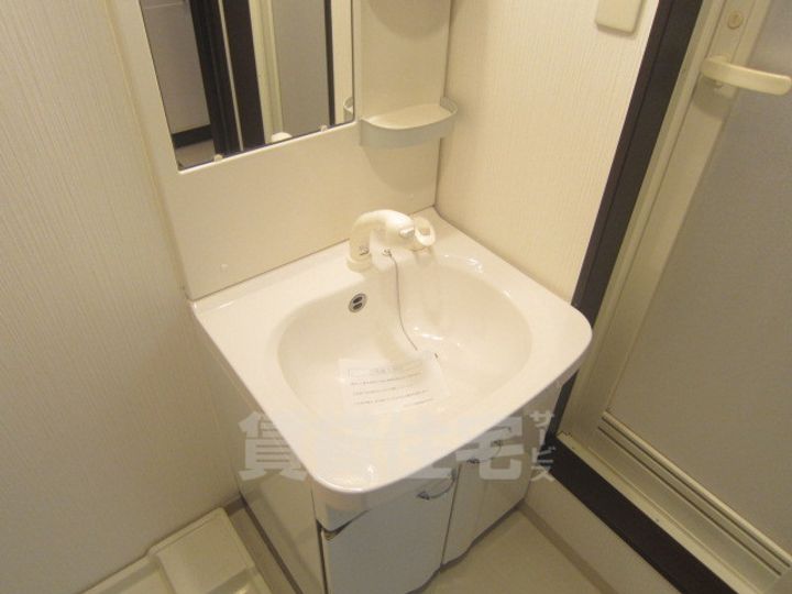 大阪府堺市西区鳳東町7丁の賃貸アパートの内装
