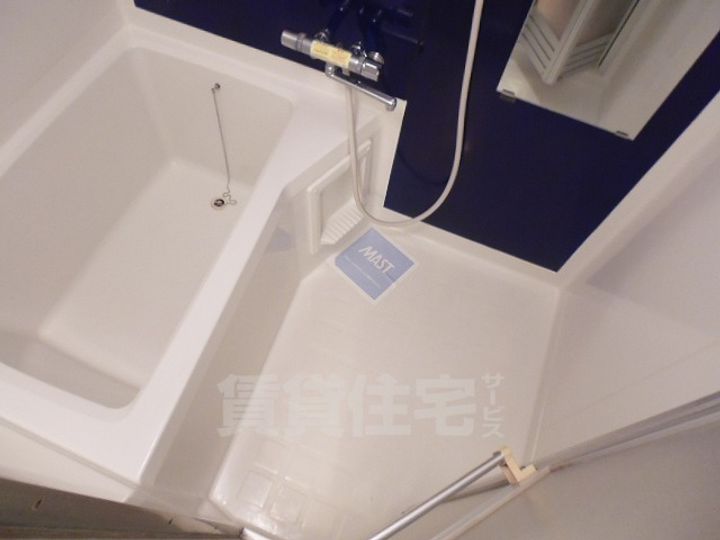 ファミール枚岡103の風呂
