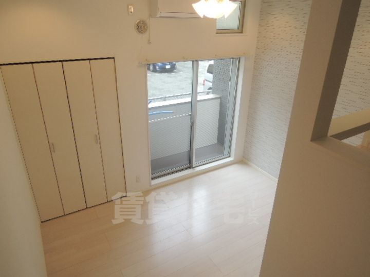 ブランジーノ塚本202の居間