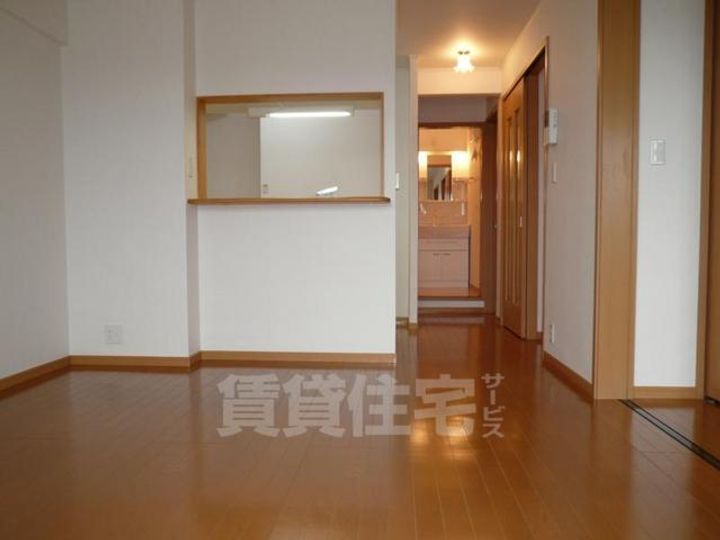 大阪府堺市中区福田の賃貸アパートの居間