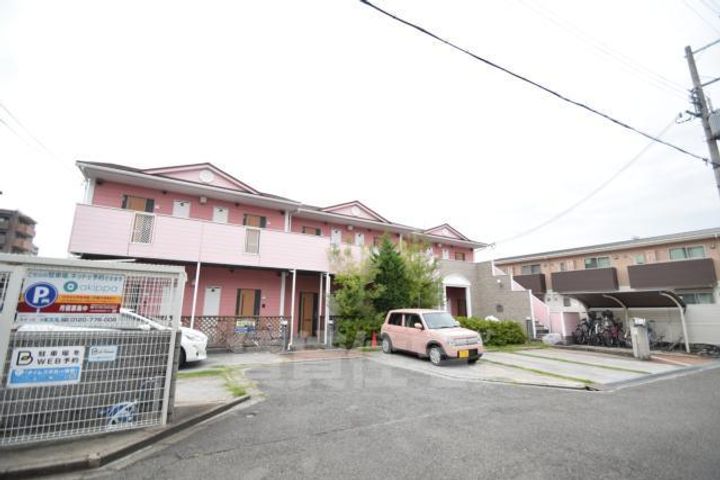 大阪府茨木市春日3丁目の賃貸アパートの外観