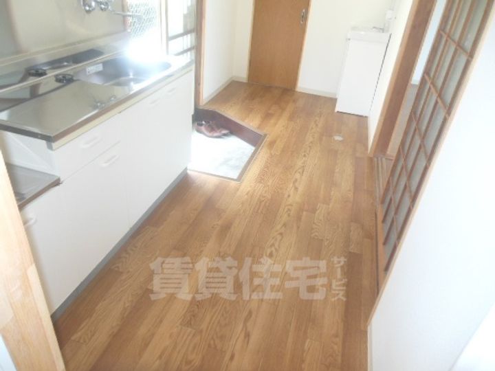 大阪府茨木市丑寅1丁目の賃貸マンションの居間