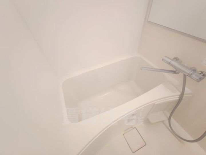 CASA VERDE高辻(カーサヴェルデ)の風呂