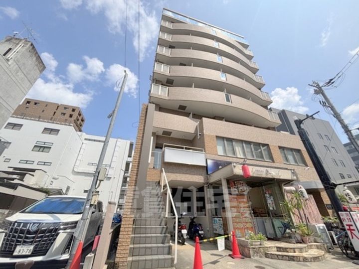 CASA VERDE高辻(カーサヴェルデ)の外観