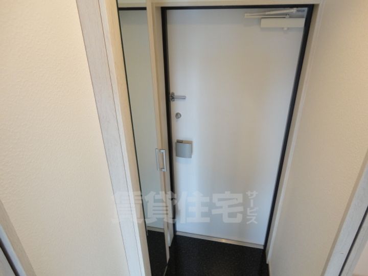 ディアコート宿屋町の玄関