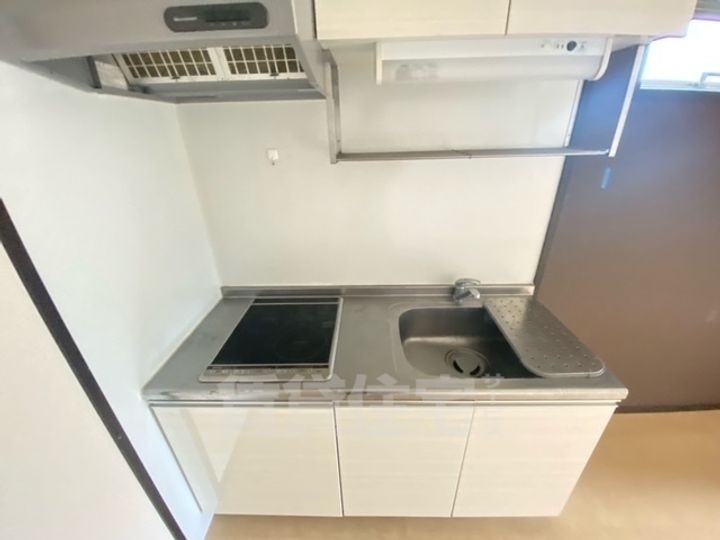 大阪府大阪市住吉区山之内1丁目の賃貸アパートのキッチン